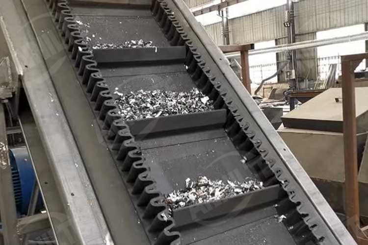 废旧锂电池破碎分选输送带
