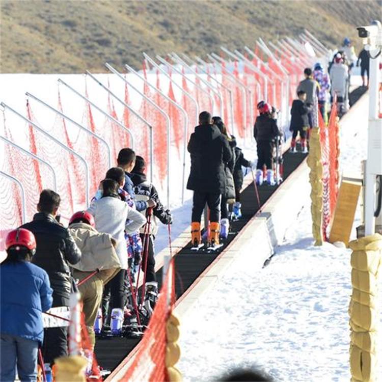 滑雪场魔毯输送带0923-13