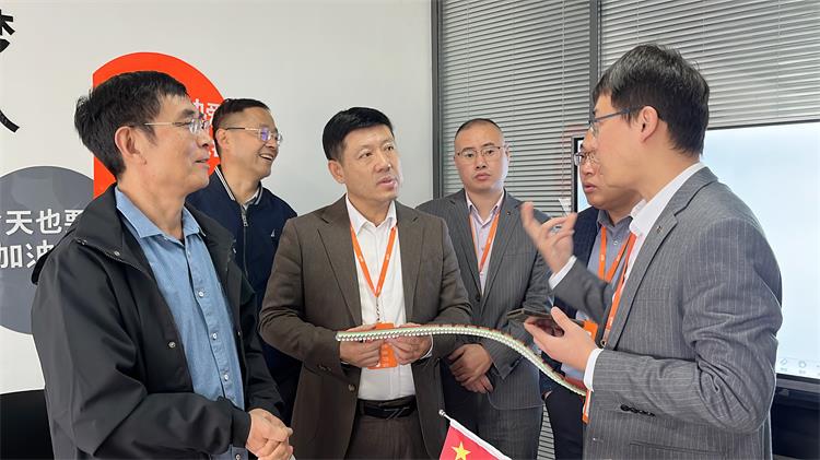 俄罗斯科学院-8 俄罗斯科学院-8