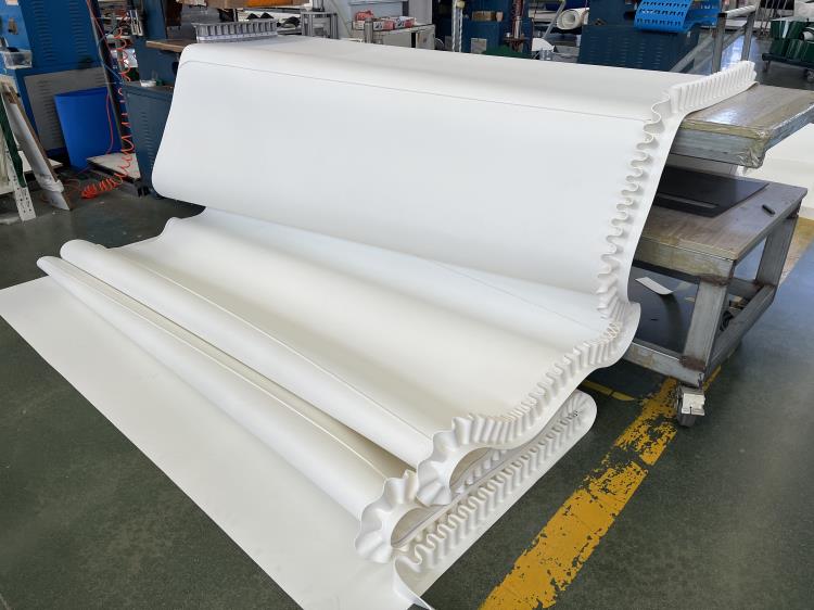 磁选机皮带0409-1