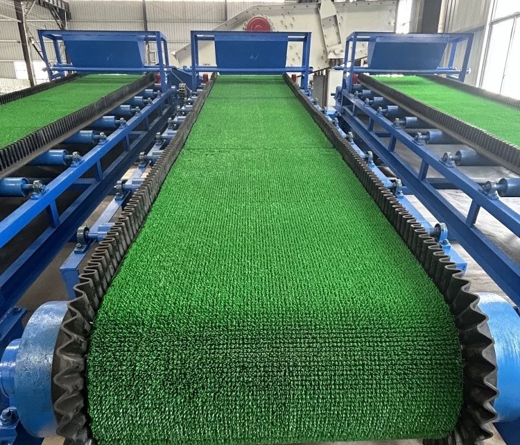 粘金草输送带
